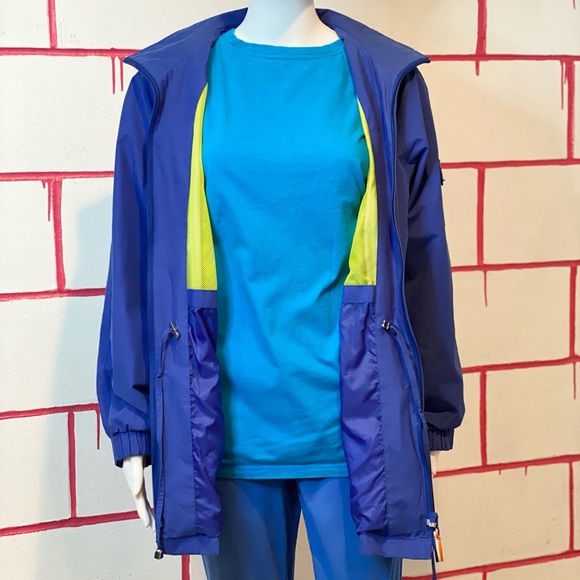 Relativity Purple Jacket 🧥 - Picture 5 of 9